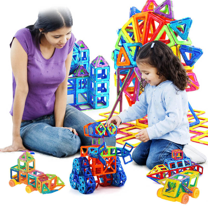 Magnetic Building Blocks Set | Creative Designer Gift for Children